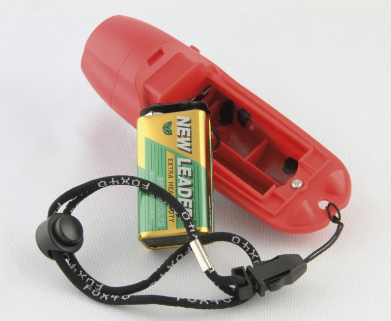 Silbato electrónico FOX40 — Dias Sport Свирка FOX40 Electronic Whistle-изображение